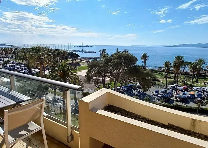 Vue Exceptionnelle-piscine